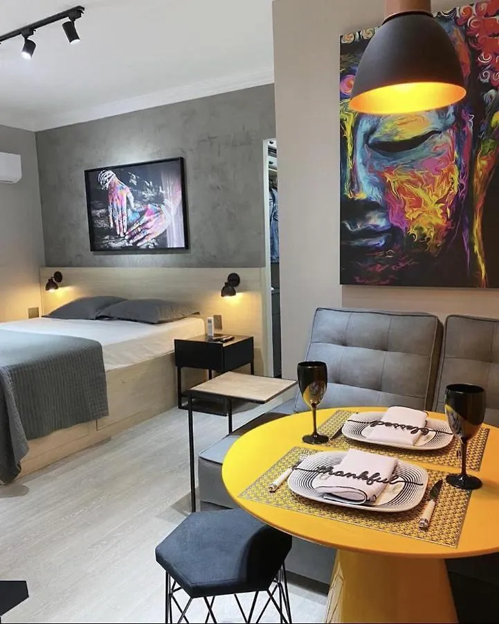 Studio moderno - Jardins: Cama Queen, Ar e Garagem São Paulo Appartement